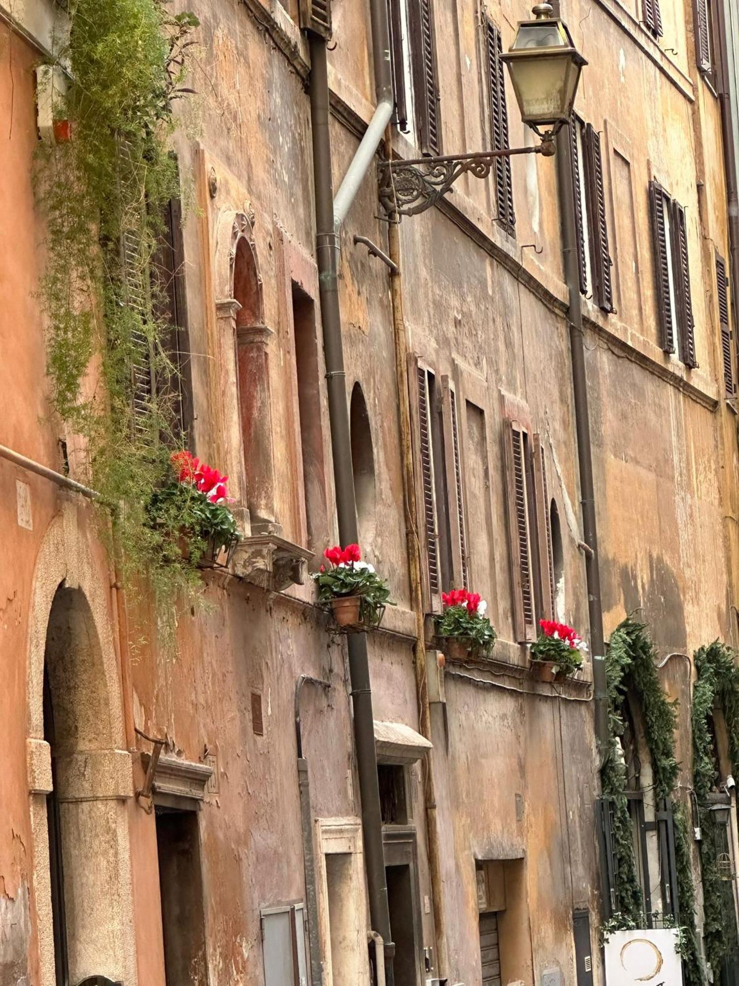 Affreschi Al Pantheon Hotel Rome Bagian luar foto